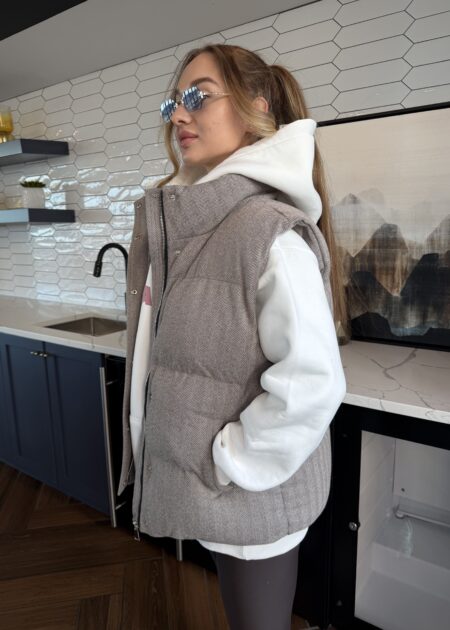 Quilted Taupe Vest — Vests — YuNiKo