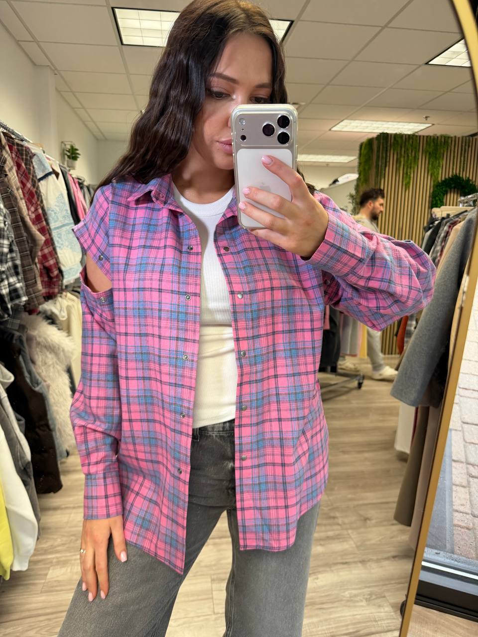 Pink Checked Oversized Shirt with Snap-Button Sleeves - Image 14